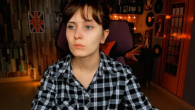 LolaAsmus online show from November 5, 9:09 am