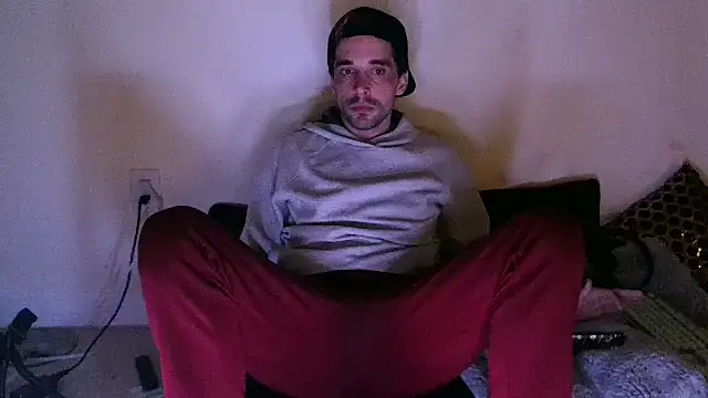 Snapshot of SirCharlesXXX chatting on January 28, 2:32 am SirCharlesXXX online show from January 28, 2:32 am