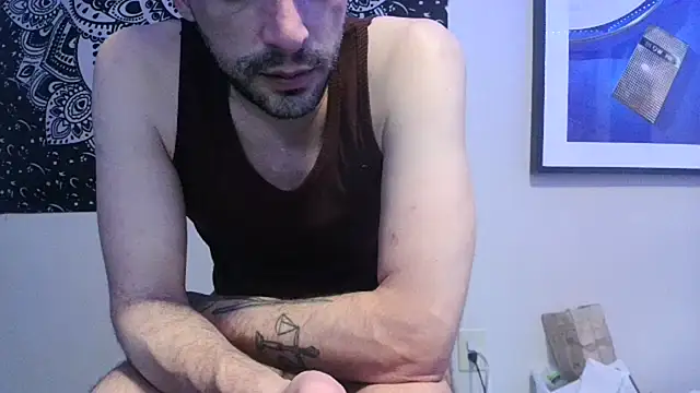 Snapshot of SirCharlesXXX chatting on February 17, 11:53 pm SirCharlesXXX online show from February 17, 11:53 pm