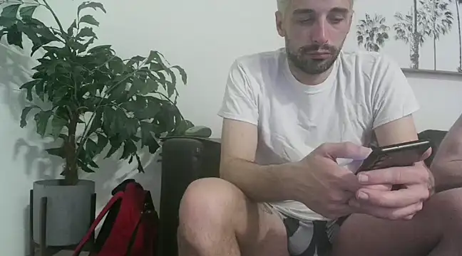 Snapshot of SirCharlesXXX chatting on February 25, 1:20 am SirCharlesXXX online show from February 25, 1:20 am