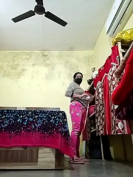 heenage online show from November 27, 4:36 am