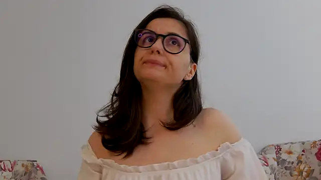 Snapshot of SophieeRain chatting on September 24, 10:40 am SophieeRain online show from September 24, 10:40 am