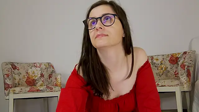 Snapshot of SophieeRain chatting on October 9, 11:58 pm SophieeRain online show from October 9, 11:58 pm