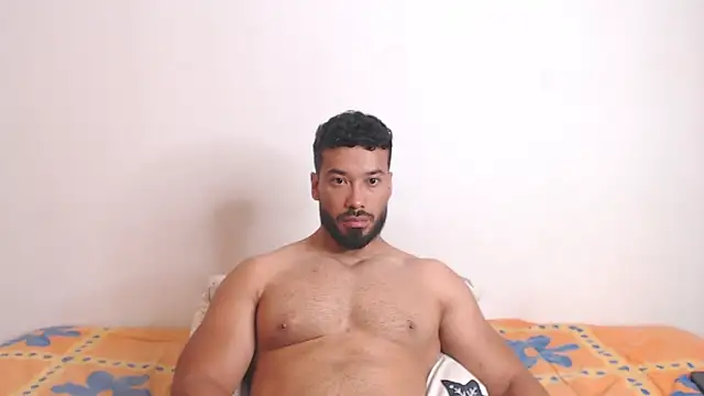 Snapshot of freddsexxx chatting on April 22, 2:40 pm freddsexxx online show from April 22, 2:40 pm