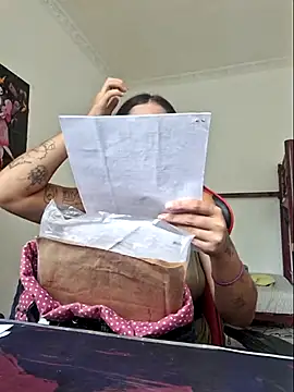 luuhcat09 online show from March 12, 1:19 pm