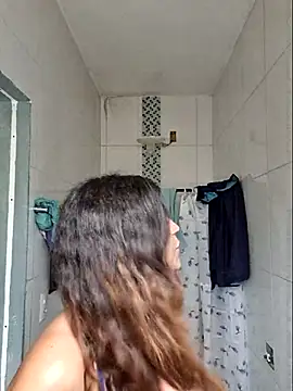 luuhcat09 online show from January 18, 1:48 pm