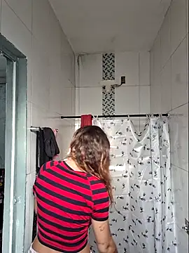 Snapshot of luuhcat09 chatting on March 16, 10:08 am luuhcat09 online show from March 16, 10:08 am