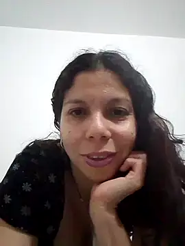 Carliina Soussa online show from January 6, 8:07 pm