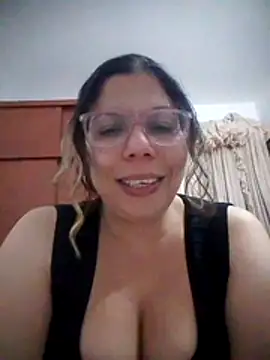 Carliina Soussa online show from February 22, 11:03 pm