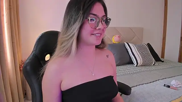 Lau Bee online show from January 10, 6:17 pm