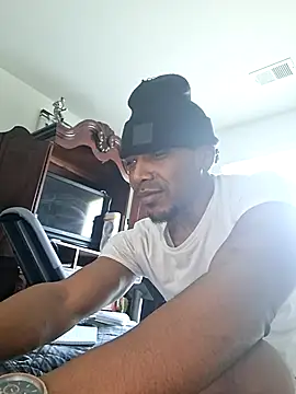 bigboytoy912 online show from July 1, 7:02 pm