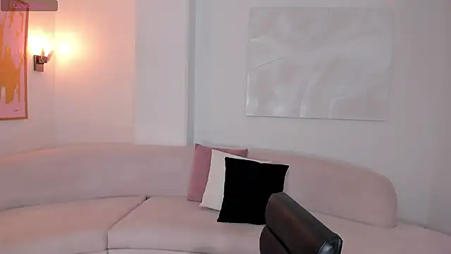 SavannahStorm online show from October 19, 5:57 pm