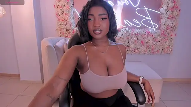 SavannahStorm online show from March 30, 12:17 pm