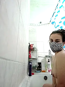 MikaKors online show from December 5, 4:34 pm