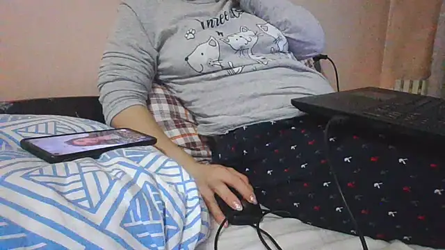 MikaKors online show from January 6, 1:52 pm