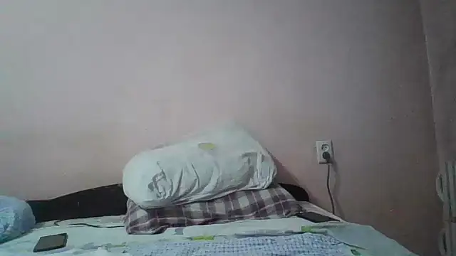 MikaKors online show from February 11, 2:02 pm