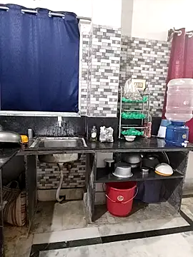 Snapshot of Cute_Kritika chatting on October 13, 4:23 am Cute Kritika online show from October 13, 4:23 am