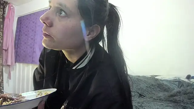 Nathaly love96 online show from September 24, 10:02 pm