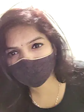 illay love online show from February 4, 5:12 pm