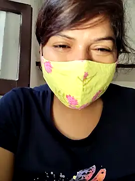 Snapshot of illay_love chatting on September 19, 7:10 am illay love online show from September 19, 7:10 am