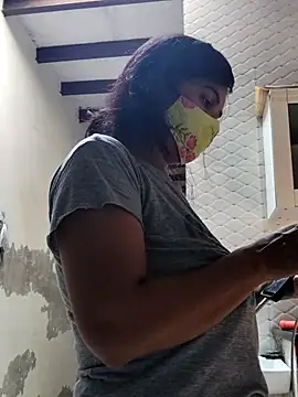 Snapshot of illay_love chatting on September 22, 4:36 am illay love online show from September 22, 4:36 am