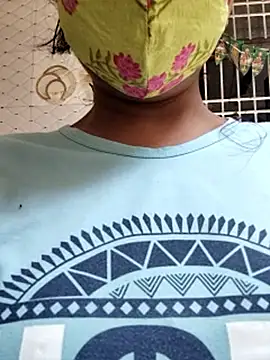 Snapshot of illay_love chatting on September 26, 6:17 am illay love online show from September 26, 6:17 am