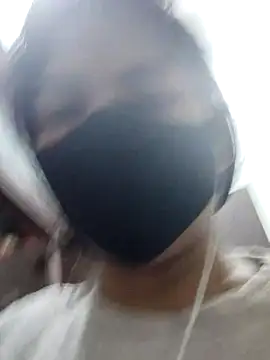 illay love online show from December 15, 3:33 am