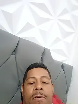 Snapshot of gton09 chatting on January 7, 5:26 pm gton09 online show from January 7, 5:26 pm