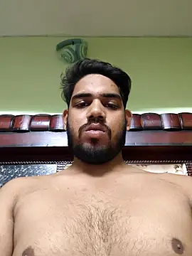 Rajsingh9650 online show from October 28, 1:36 pm