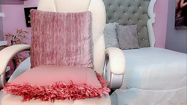 Sophia-Isabella online show from January 10, 11:18 pm