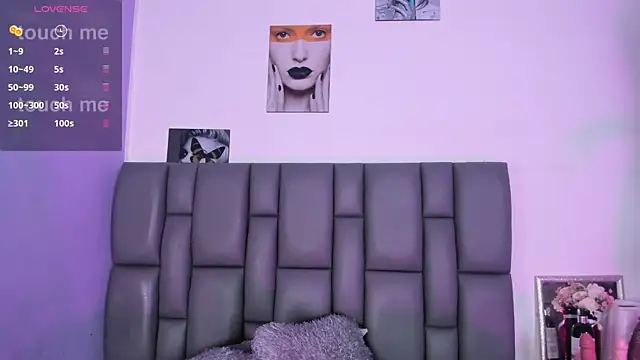 Sophia Lemos online show from March 11, 1:34 pm