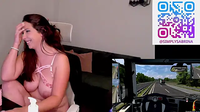 AustrianGirl99 online show from May 16, 7:34 pm
