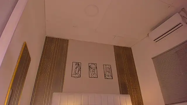 Snapshot of zoe_sky_ chatting on February 26, 11:53 am zoe sky online show from February 26, 11:53 am