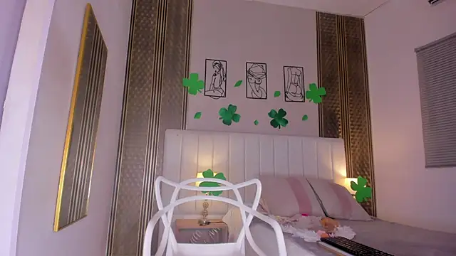 Snapshot of zoe_sky_ chatting on March 16, 11:36 am zoe sky online show from March 16, 11:36 am