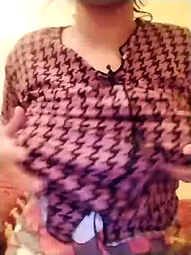 Snapshot of SosoDaloaa chatting on December 9, 9:37 pm SosoDaloaa online show from December 9, 9:37 pm