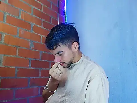 Leandro valenzuela online show from October 7, 4:04 pm