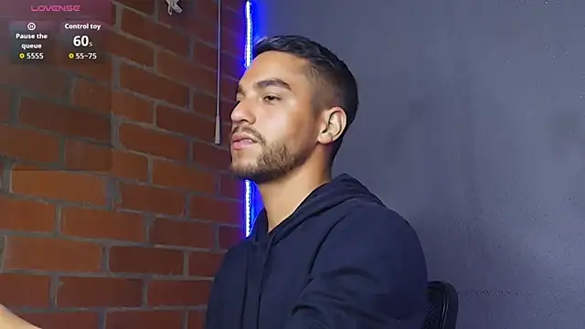 Leandro valenzuela online show from March 4, 4:07 am