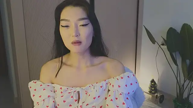 AudreyMell online show from December 11, 2:44 pm