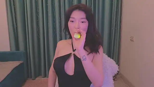 AudreyMell online show from January 6, 2:36 pm