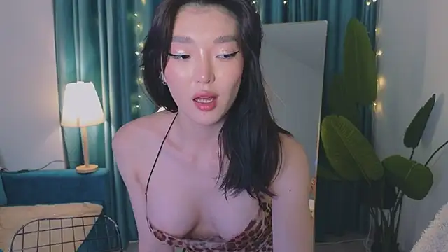 AudreyMell online show from February 6, 6:13 pm
