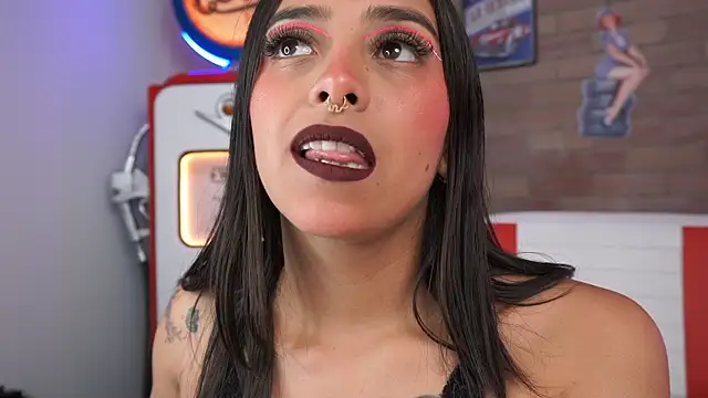 miss collins online show from April 29, 6:14 pm