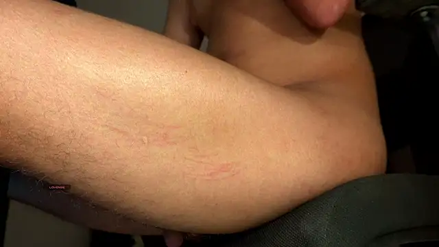 Snapshot of NickSull__ chatting on February 15, 1:46 am NickSull online show from February 15, 1:46 am