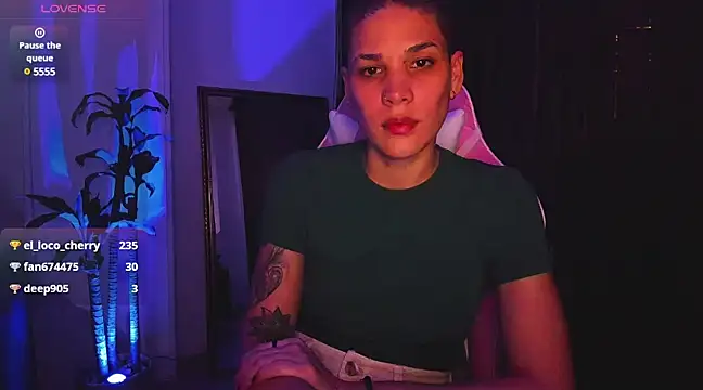 Charlee pink online show from December 22, 11:20 pm