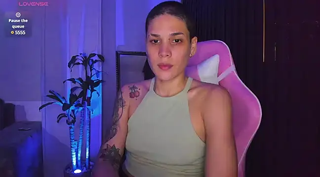 Charlee pink online show from January 4, 12:37 am