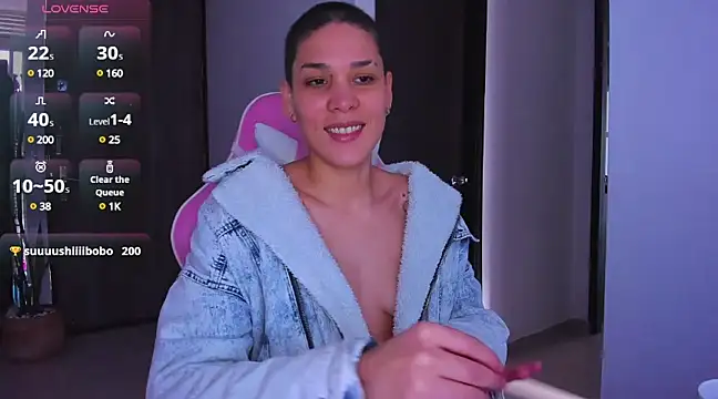 Charlee pink online show from January 4, 2:25 pm