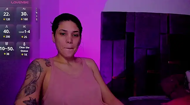 Charlee pink online show from March 20, 1:46 am