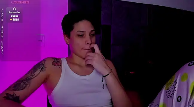 Charlee pink online show from March 22, 10:37 pm