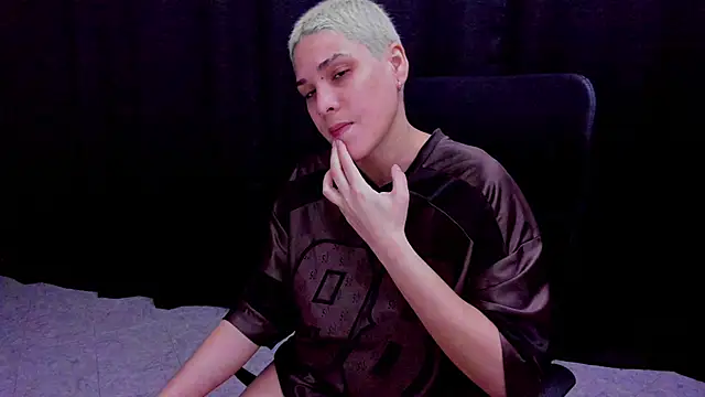 Charlee pink online show from September 14, 6:01 am