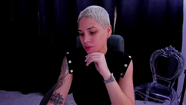 Charlee pink online show from September 17, 1:24 pm