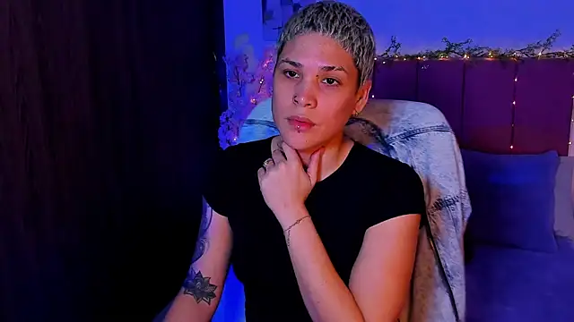 Charlee pink online show from October 15, 6:52 pm